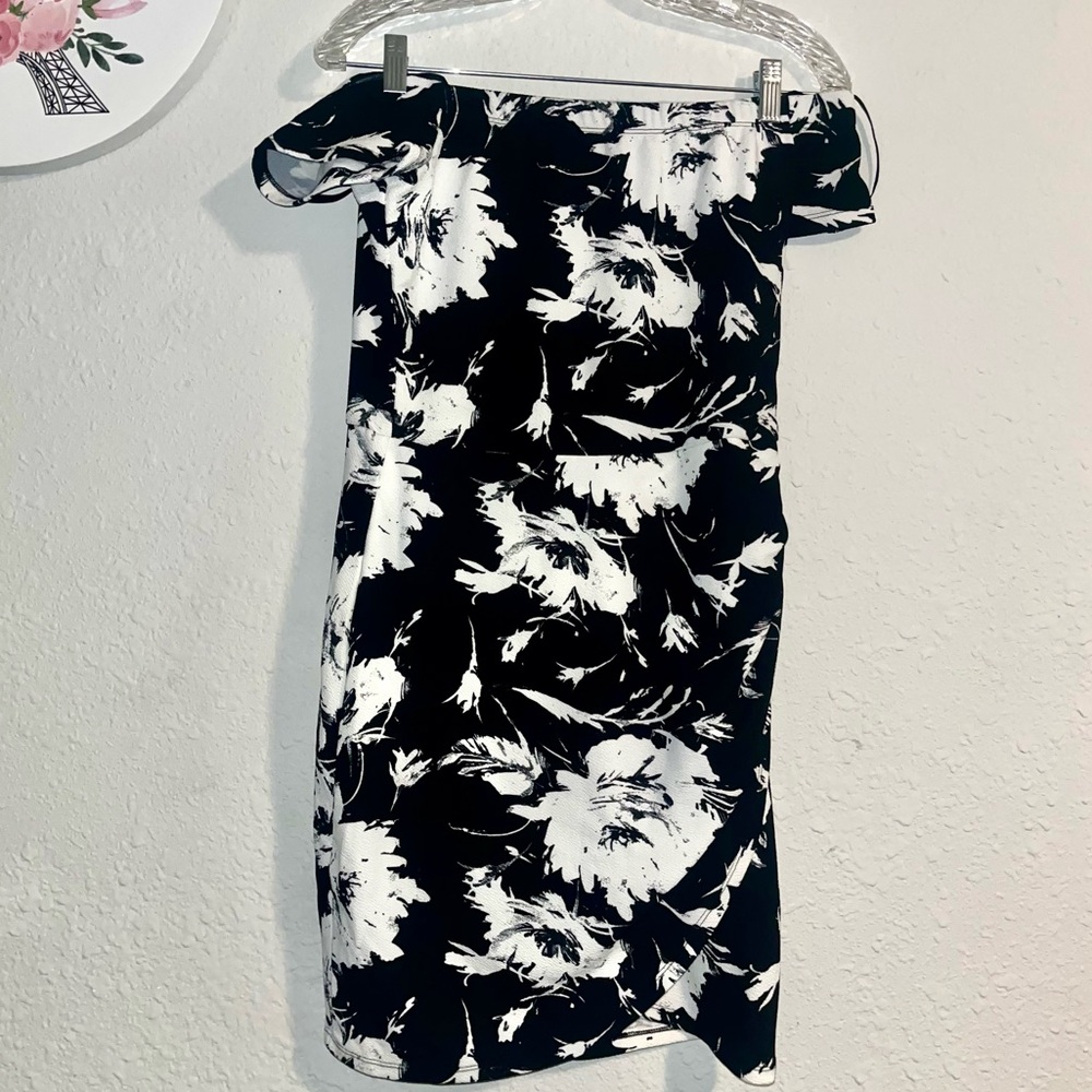 Floral Black and White Off The Shoulder Mini Dress - Picture 2 of 8